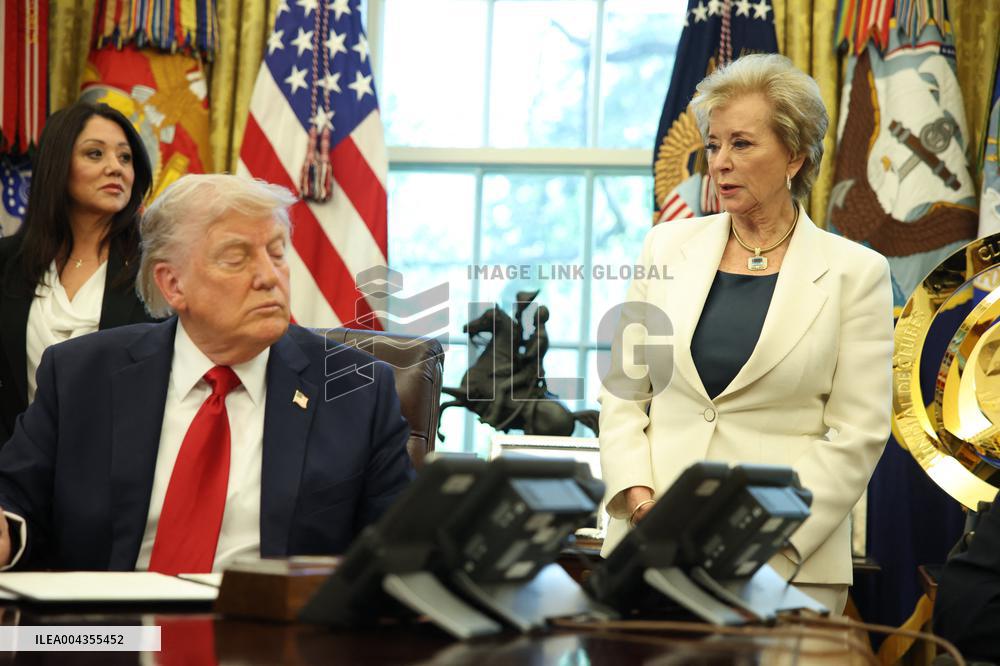 DC: President Trump Signs New Executive Orders