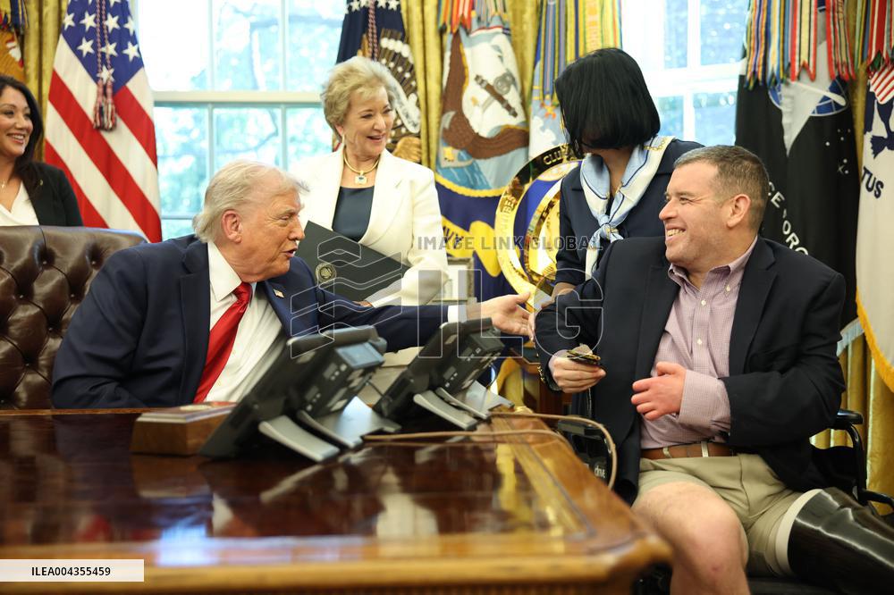 DC: President Trump Signs New Executive Orders