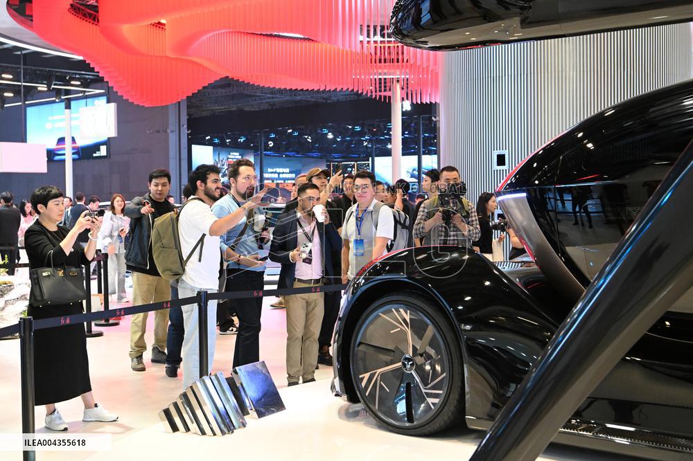 Hongqi Booth at 2025 Auto Show in Shanghai