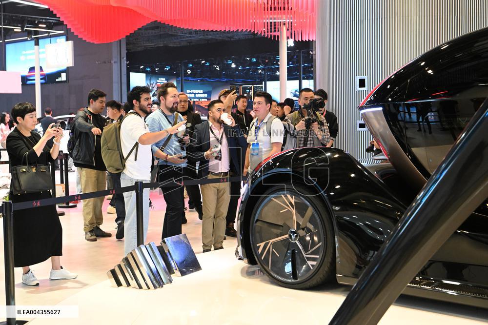 Hongqi Booth at 2025 Auto Show in Shanghai