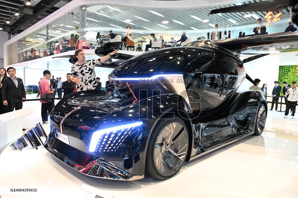 Hongqi Booth at 2025 Auto Show in Shanghai