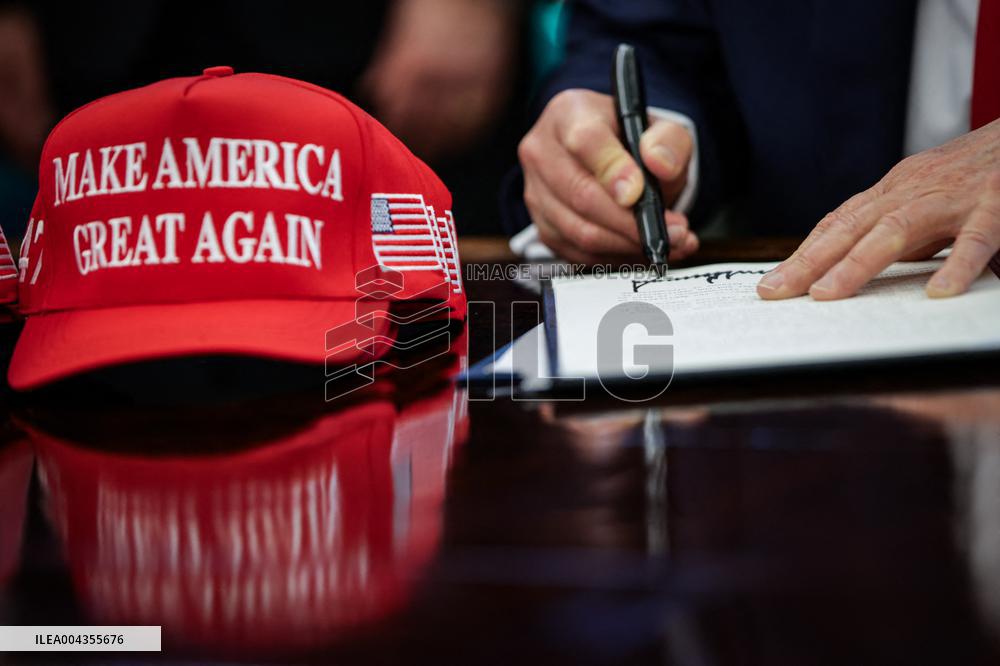 DC: President Trump Signs New Executive Orders