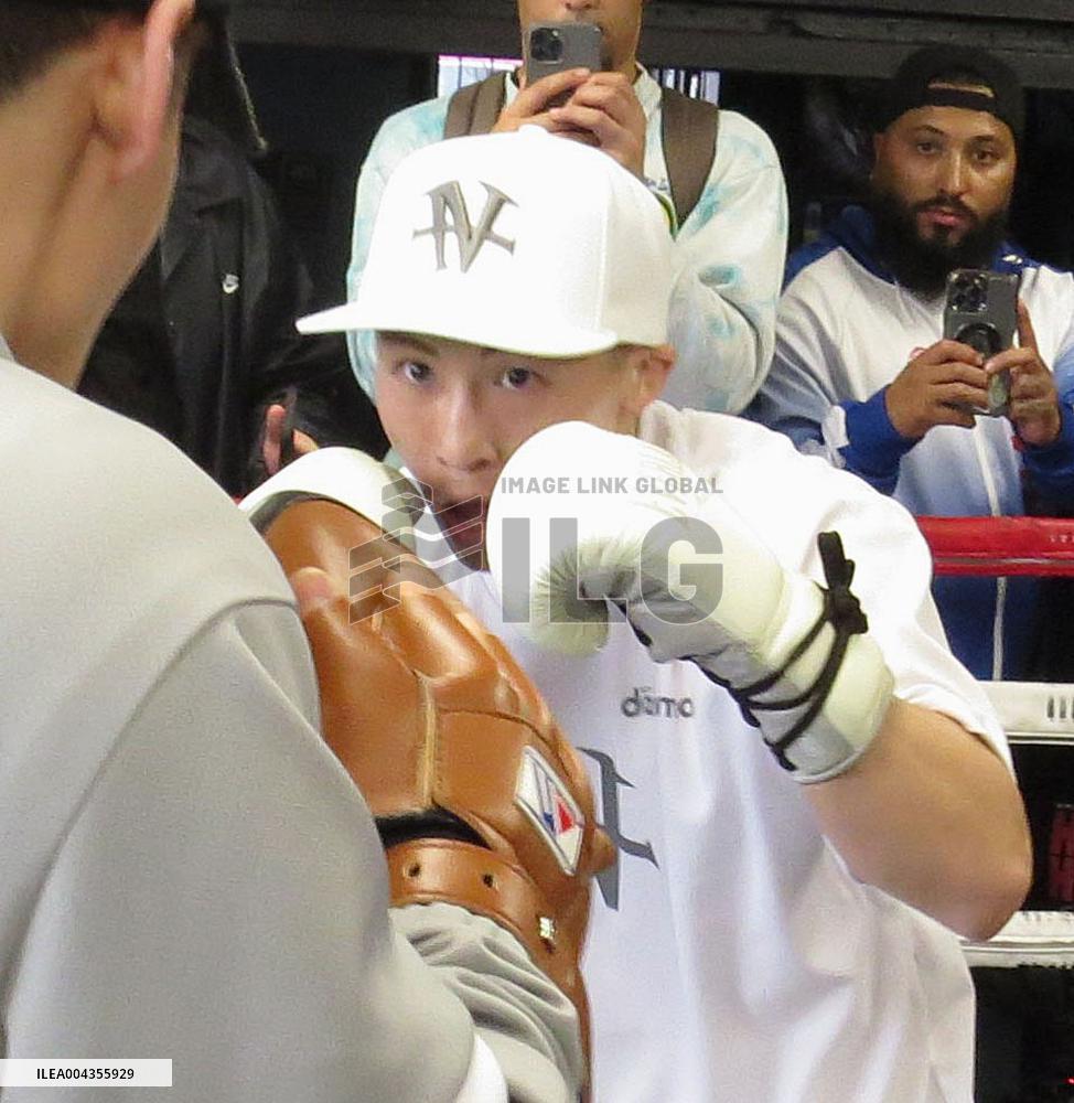 Boxing: Inoue trains in Los Angeles