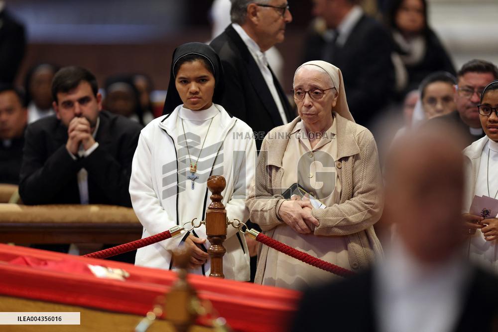 Homage Of the Faithful to Pope Francis - Vatican