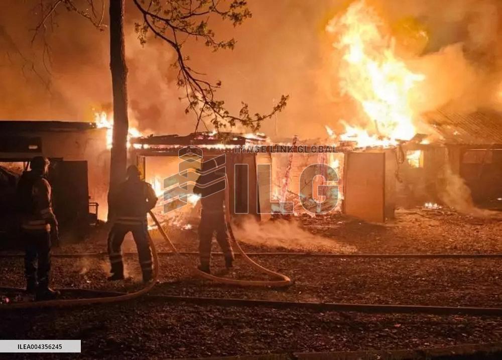 Nine Killed in Russian Missile Attack - Kyiv