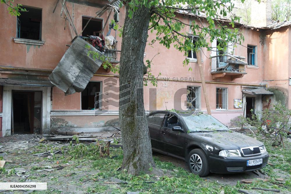 Russian troops launch massive overnight strike on Kyiv