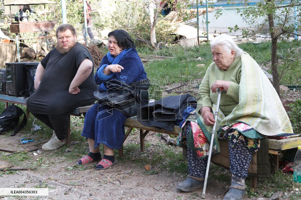 Russian troops launch massive overnight strike on Kyiv