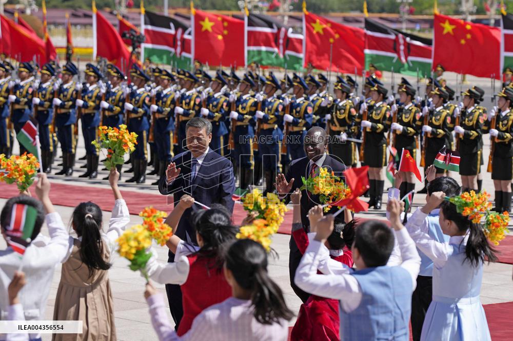 Kenyan president in Beijing