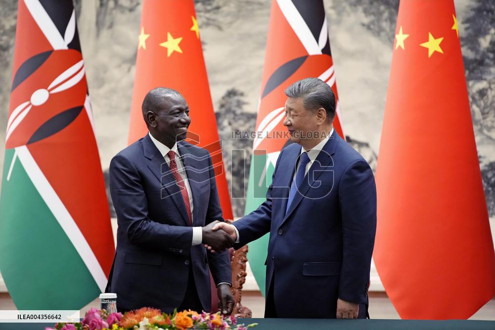Kenyan president in Beijing