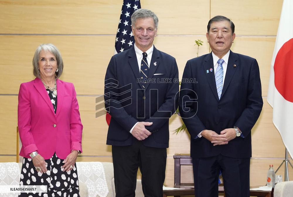 New Mexico, Wyoming governors in Japan