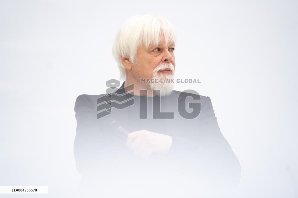 Paul Watson at the Change Now Summit - Paris AJ