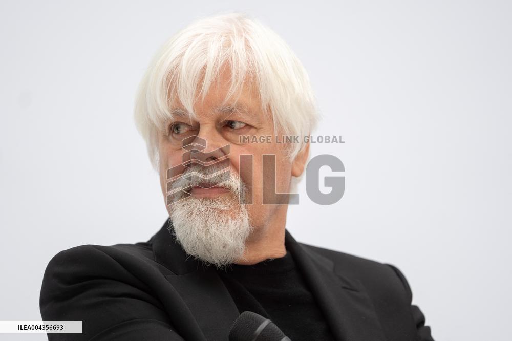 Paul Watson at the Change Now Summit - Paris AJ