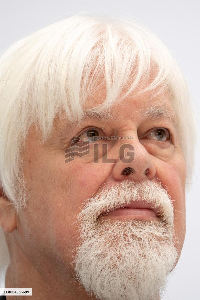 Paul Watson at the Change Now Summit - Paris AJ