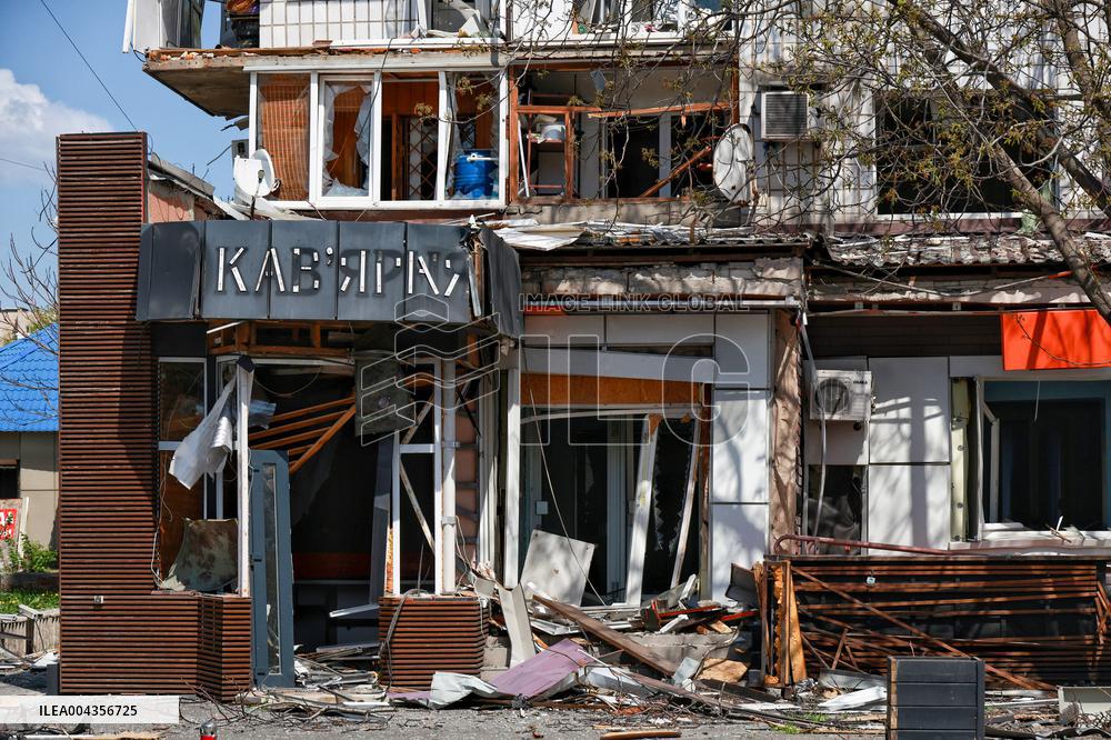 Pokrovsk destroyed by Russian shelling