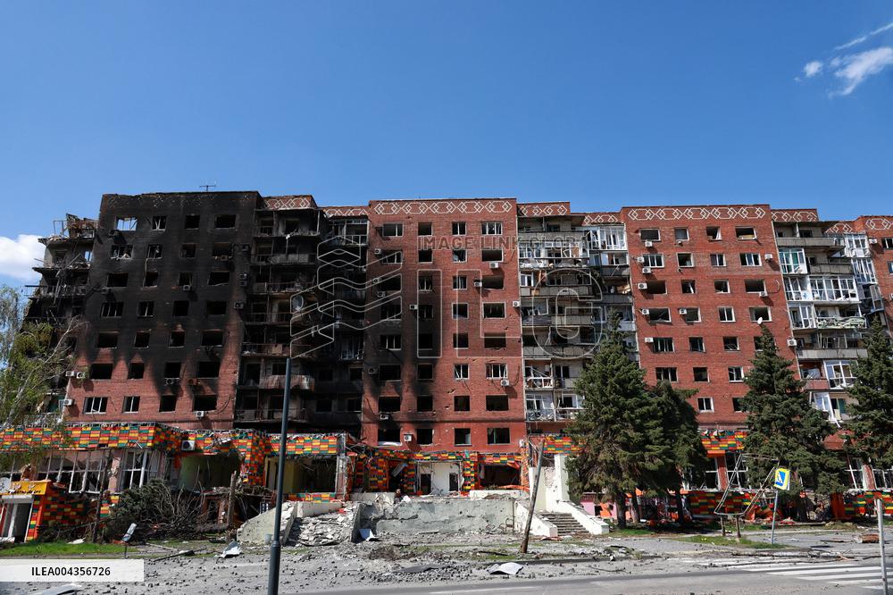 Pokrovsk destroyed by Russian shelling