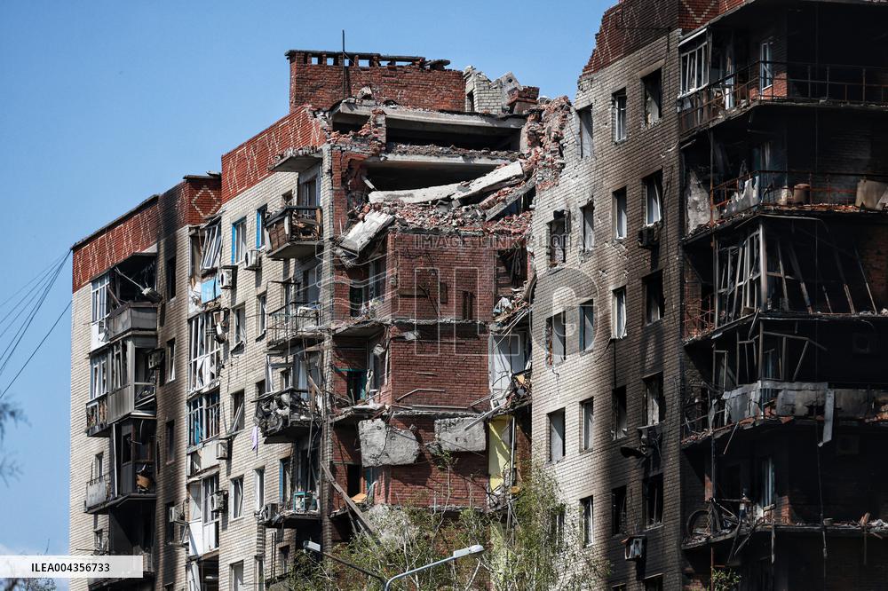 Pokrovsk destroyed by Russian shelling