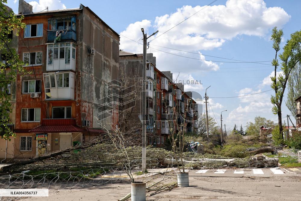 Pokrovsk destroyed by Russian shelling