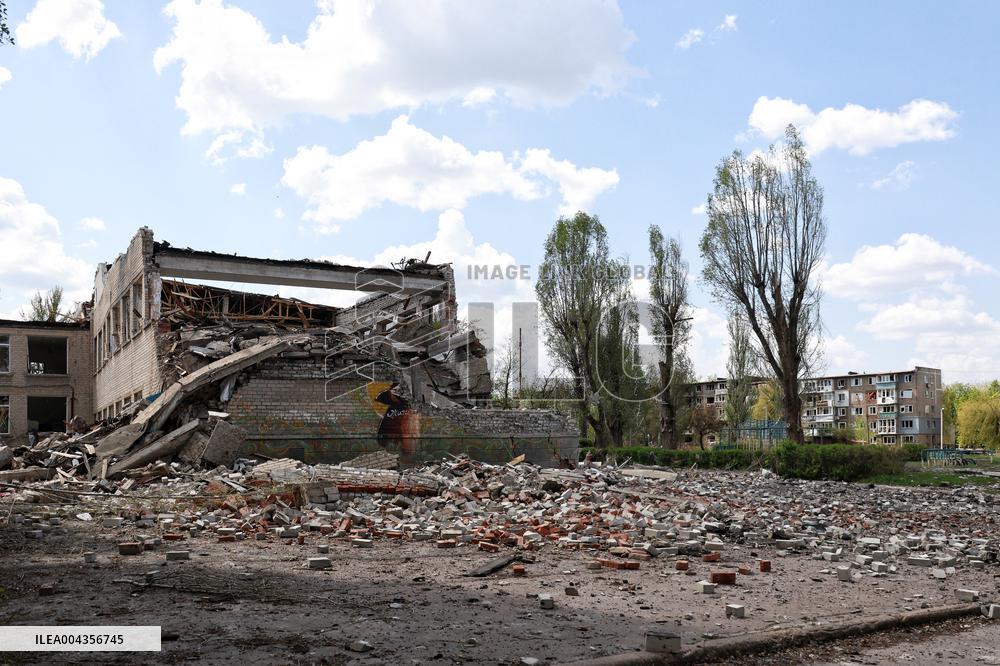 Pokrovsk destroyed by Russian shelling