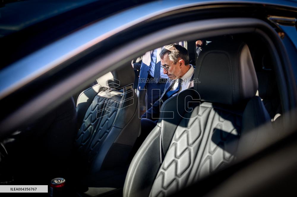 Minister Retailleau Reviews Security Measures in Marseille