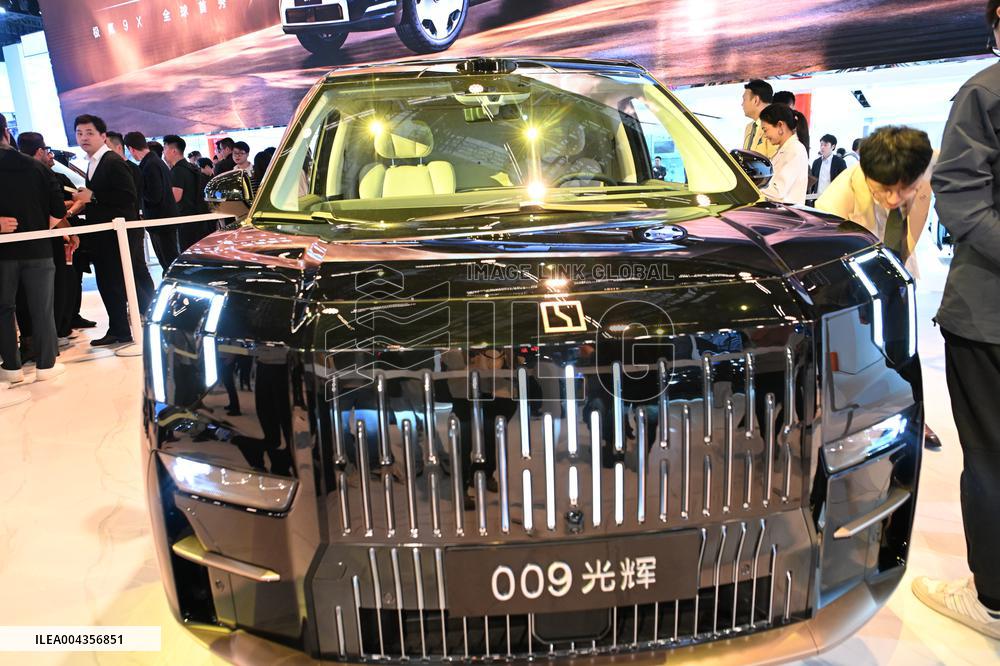 ZEEKR 009 Luxury MPV at 2025 Shanghai Auto Show