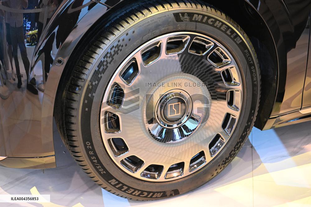 ZEEKR 009 Luxury MPV at 2025 Shanghai Auto Show