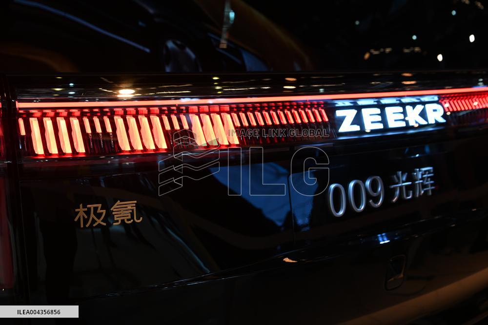 ZEEKR 009 Luxury MPV at 2025 Shanghai Auto Show
