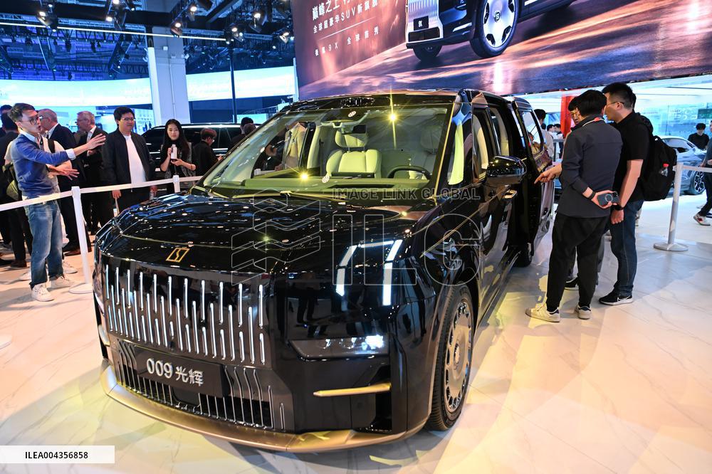 ZEEKR 009 Luxury MPV at 2025 Shanghai Auto Show