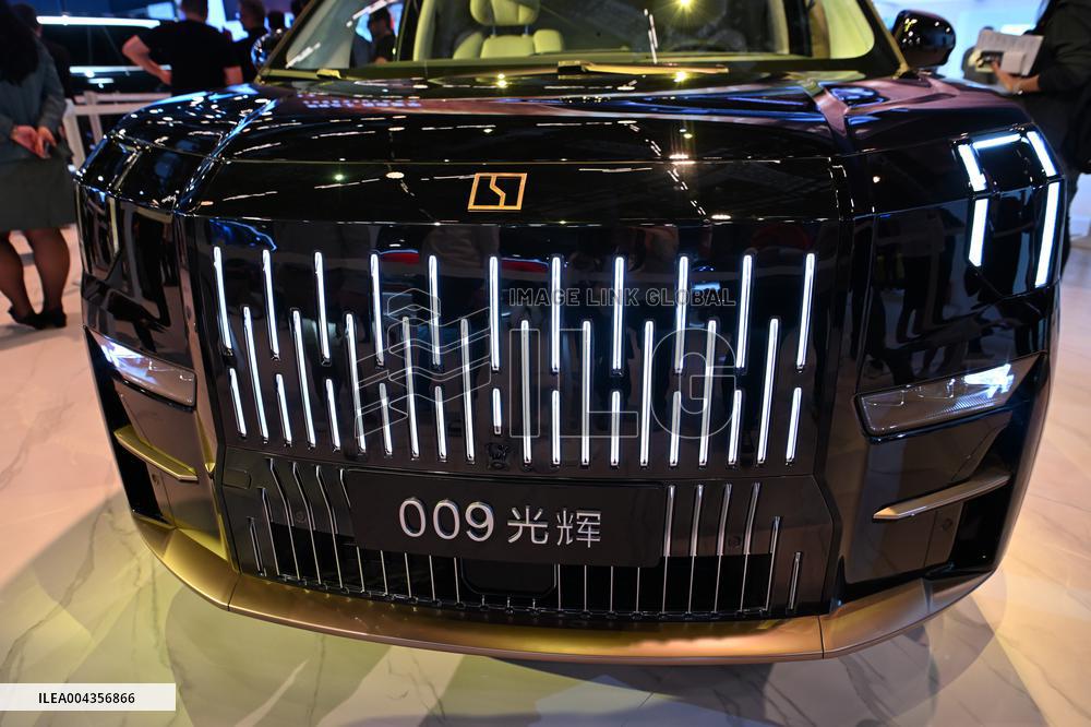 ZEEKR 009 Luxury MPV at 2025 Shanghai Auto Show