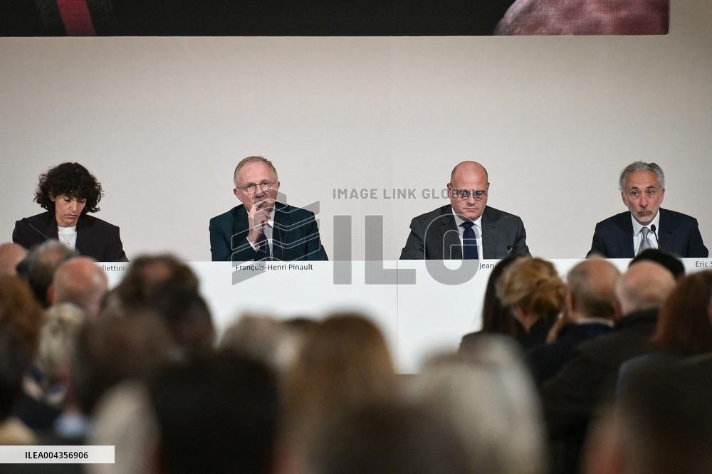 General meeting of Kering in Paris FA