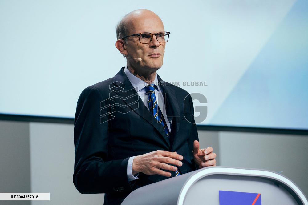 General Assembly of Axa group - Paris AJ