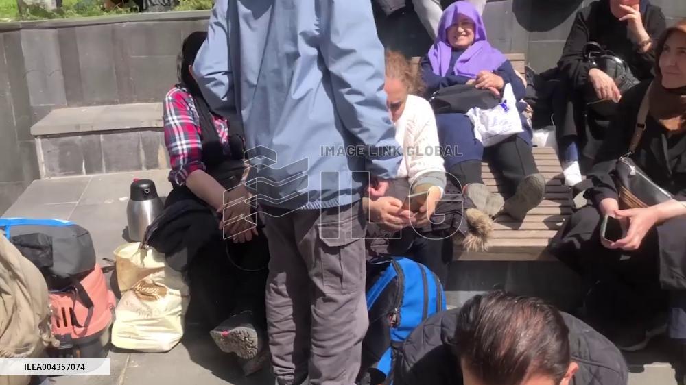 Turkey: Residents Seek Safety in Public Areas After M6.2 Earthquake
