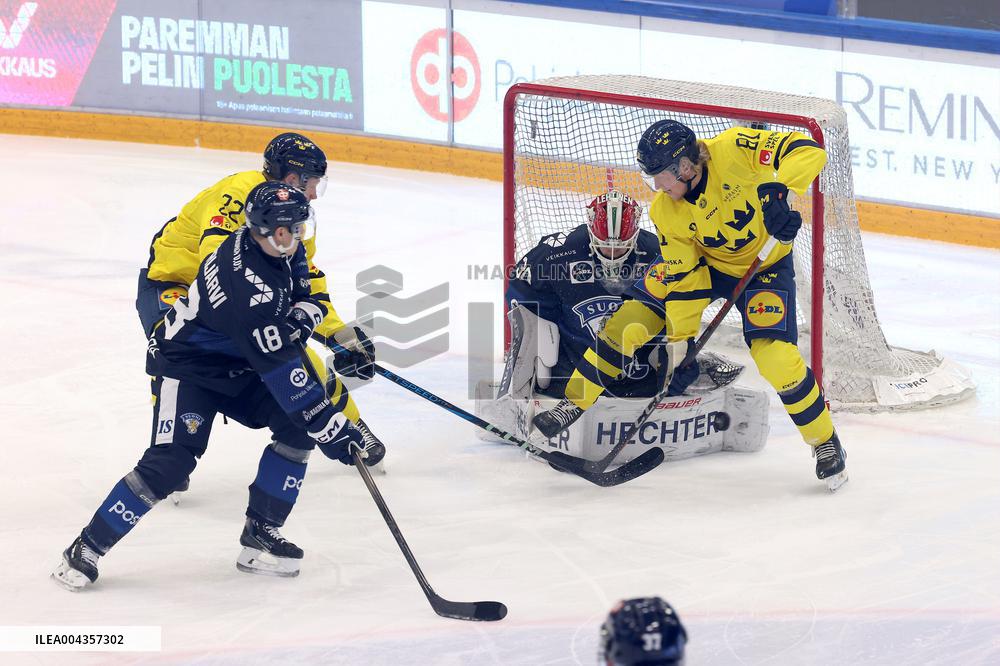 Ice hockey - Friendly - Finland vs Sweden
