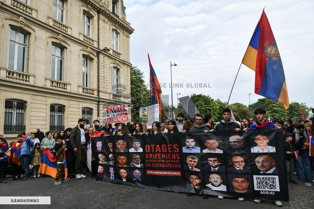Annual commemoration of the Armenian genocide of 1915 in Paris - FA