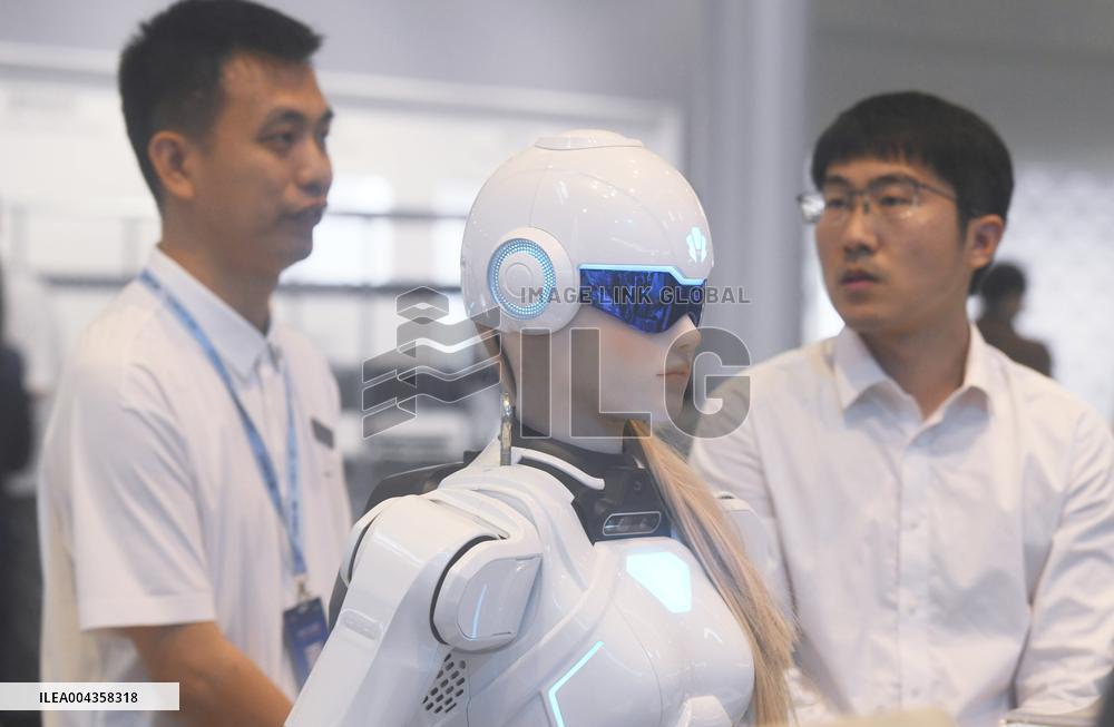 Chery Humanoid Robot Monine gen-1