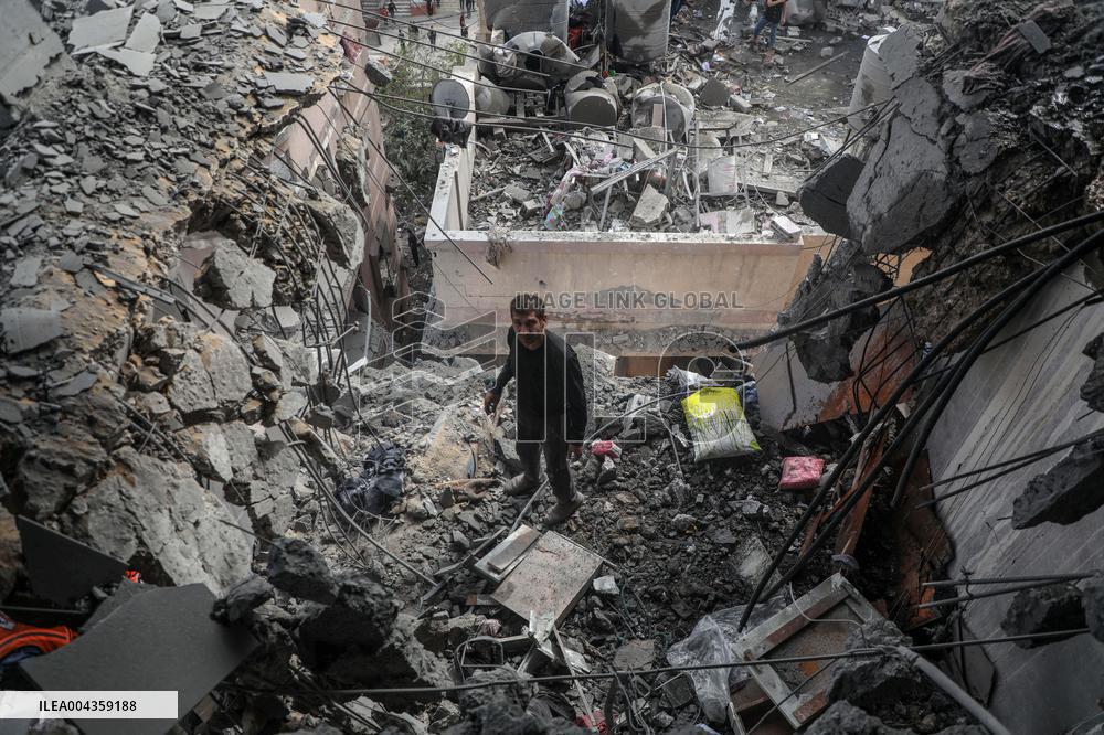 Gaza City Airstrikes Intensify