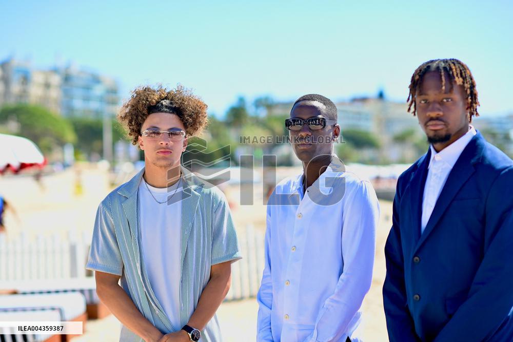 8th Canneseries - Maintenant Ou Jamais : FC Montfermeil Photocall