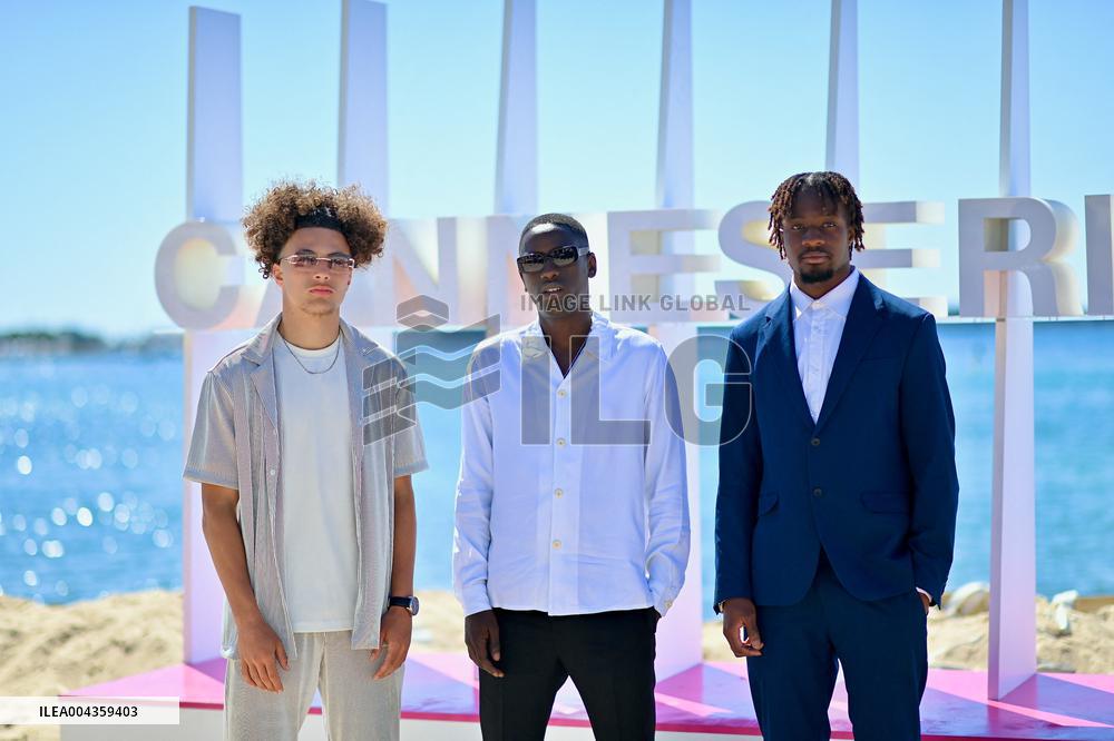 8th Canneseries - Maintenant Ou Jamais : FC Montfermeil Photocall