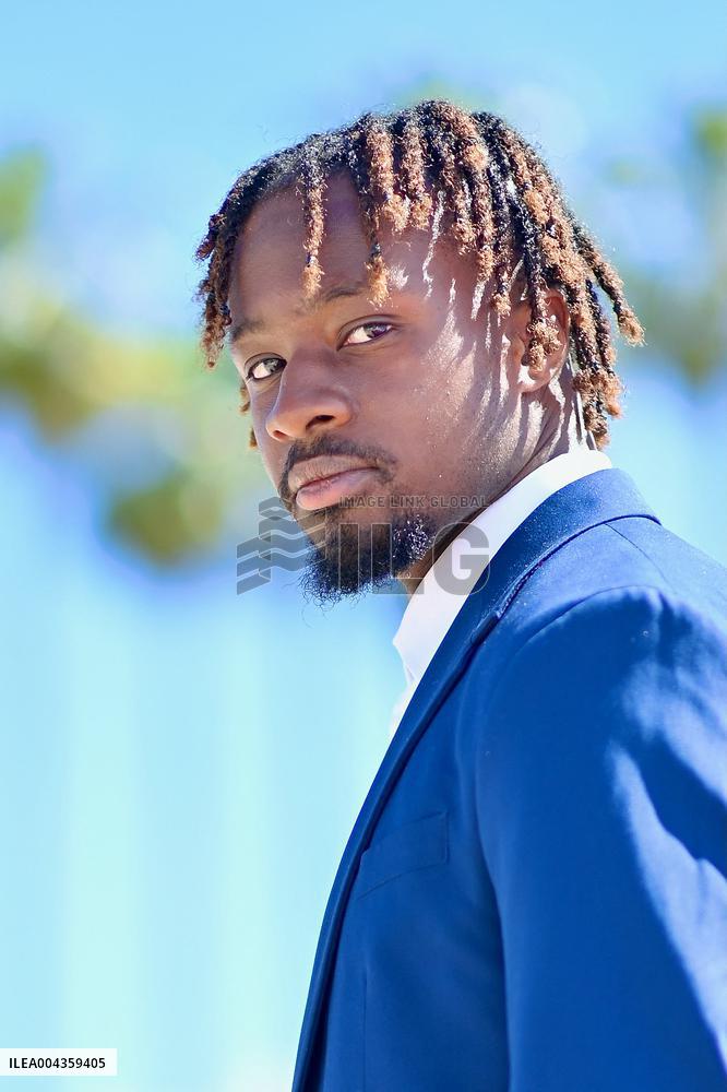 8th Canneseries - Maintenant Ou Jamais : FC Montfermeil Photocall