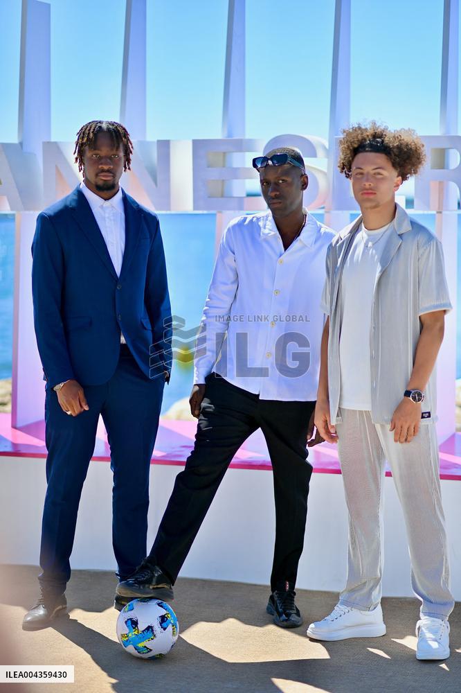 8th Canneseries - Maintenant Ou Jamais : FC Montfermeil Photocall