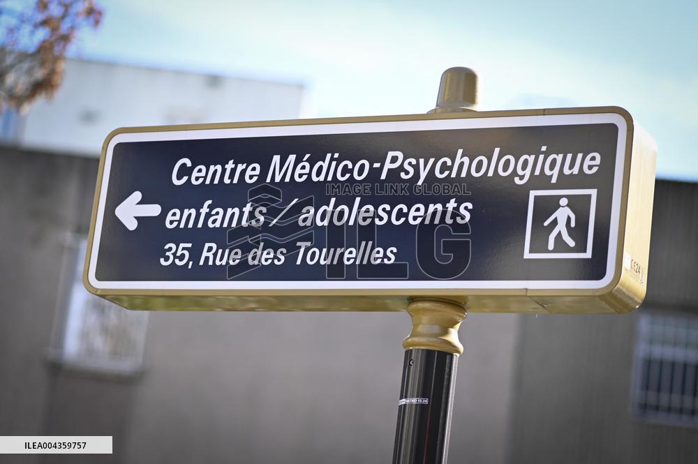 Illustration - Youth Medical-Psychological Center - Paris