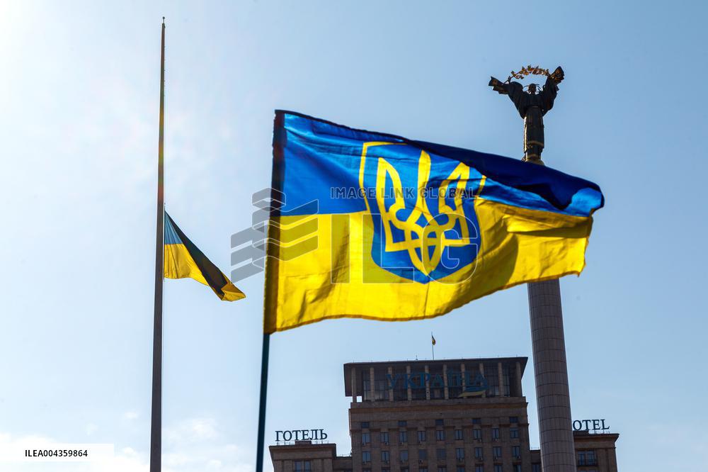 Kyiv honours victims of massive Russian attack on April 24