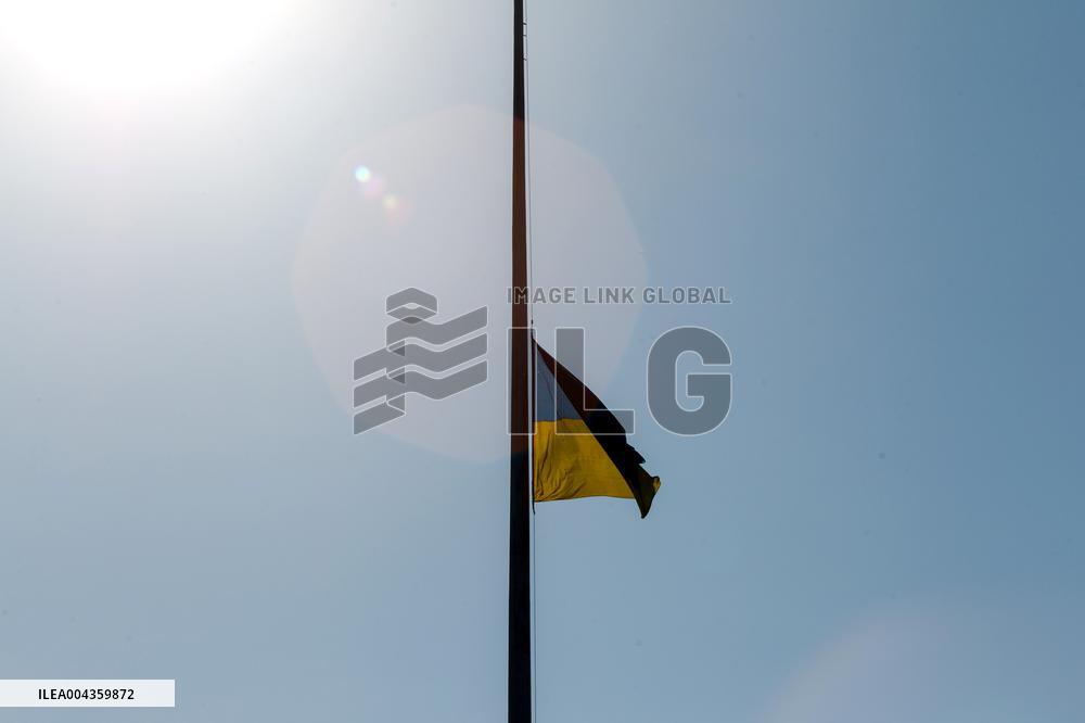 Kyiv honours victims of massive Russian attack on April 24