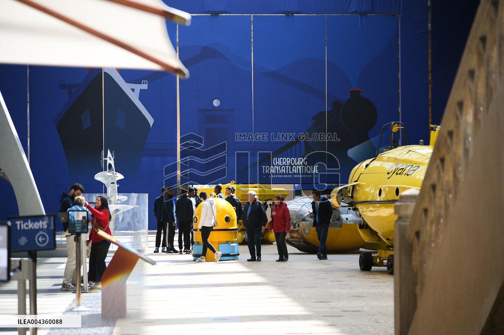 La Cite De La Mer Illustrations - France