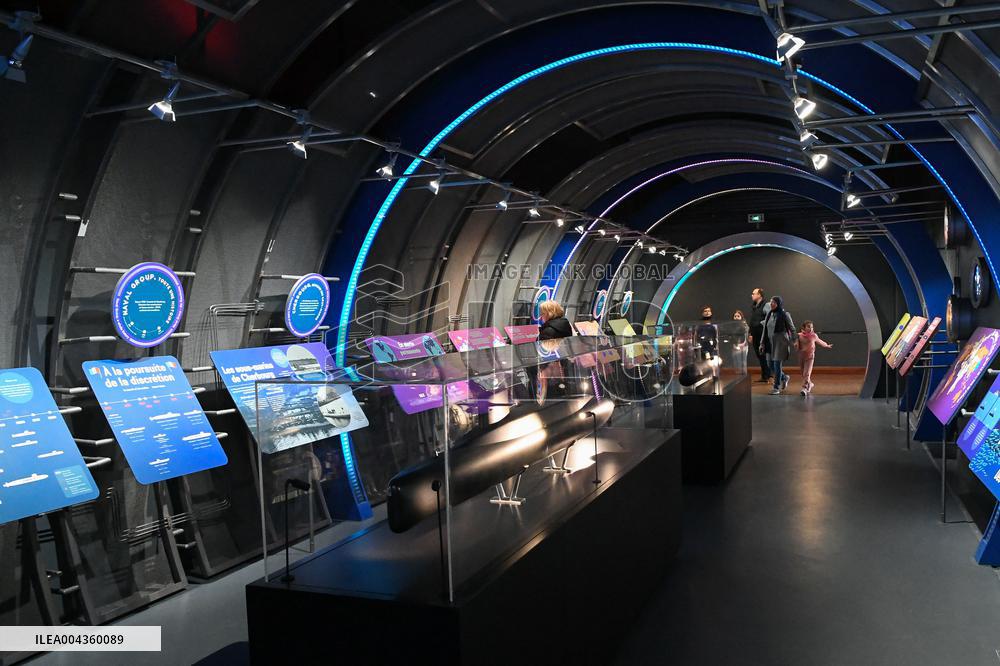 La Cite De La Mer Illustrations - France