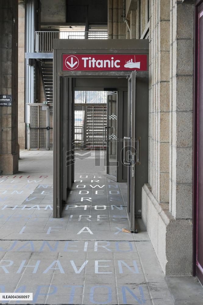 La Cite De La Mer Illustrations - France