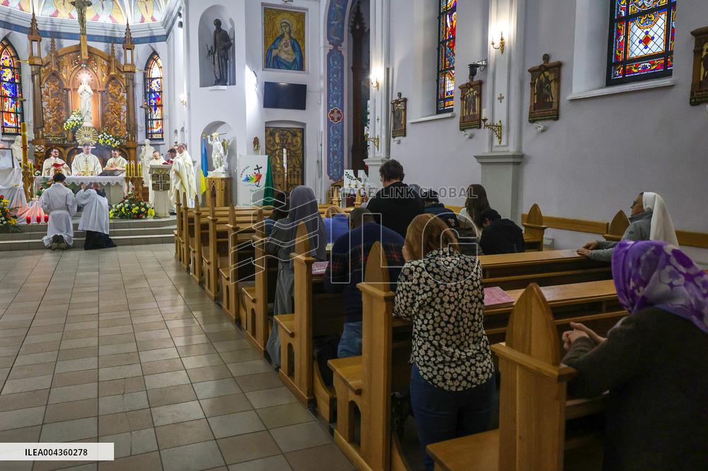 Mass for Pope Francis in Kharkiv