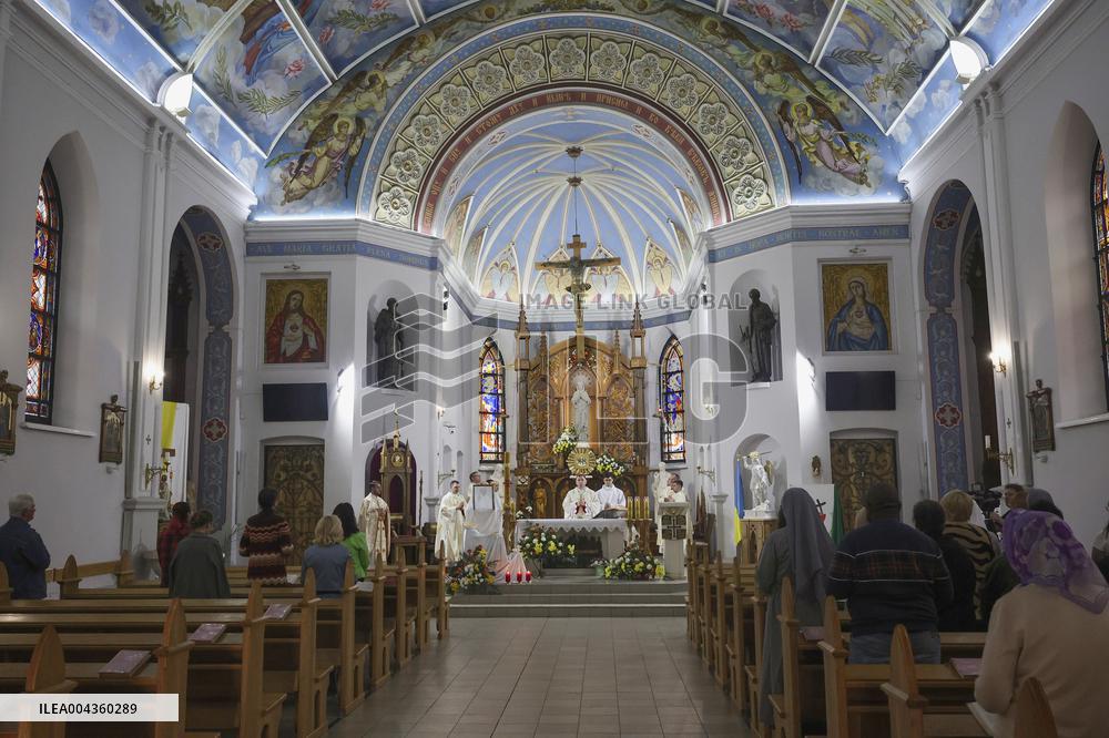 Mass for Pope Francis in Kharkiv