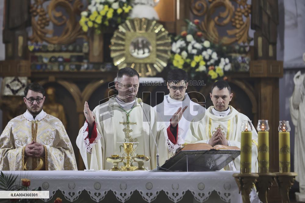 Mass for Pope Francis in Kharkiv