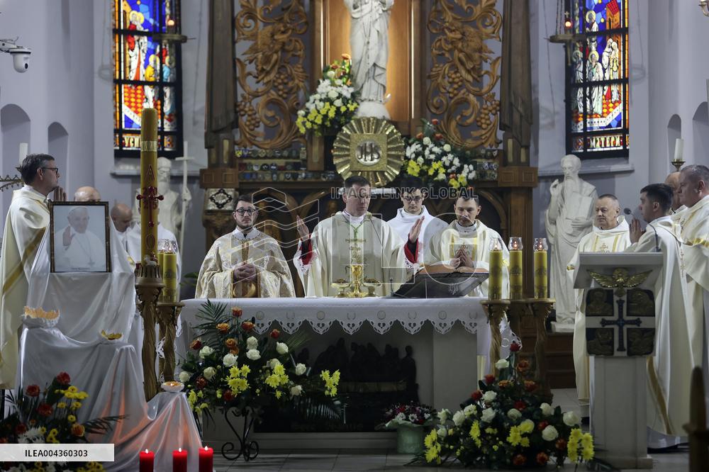 Mass for Pope Francis in Kharkiv