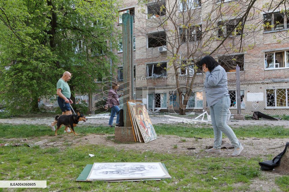 Russian troops launch massive overnight strike on Kyiv